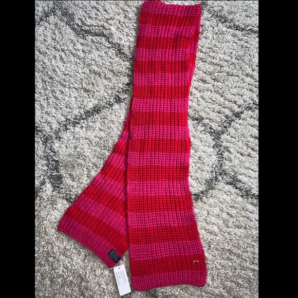 Juicy Couture Accessories - Juicy Scarf